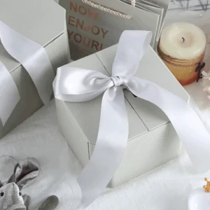 กล่องของขวัญ กล่องสำเร็จรูป ทรงหกเหลี่ยม ของขวัญสำหรับคนพิเศษ