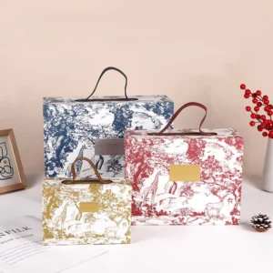 กล่องของขวัญ + ถุง กล่องสำเร็จรูปเหมาะสำหรับใส่ของขวัญสำคัญ